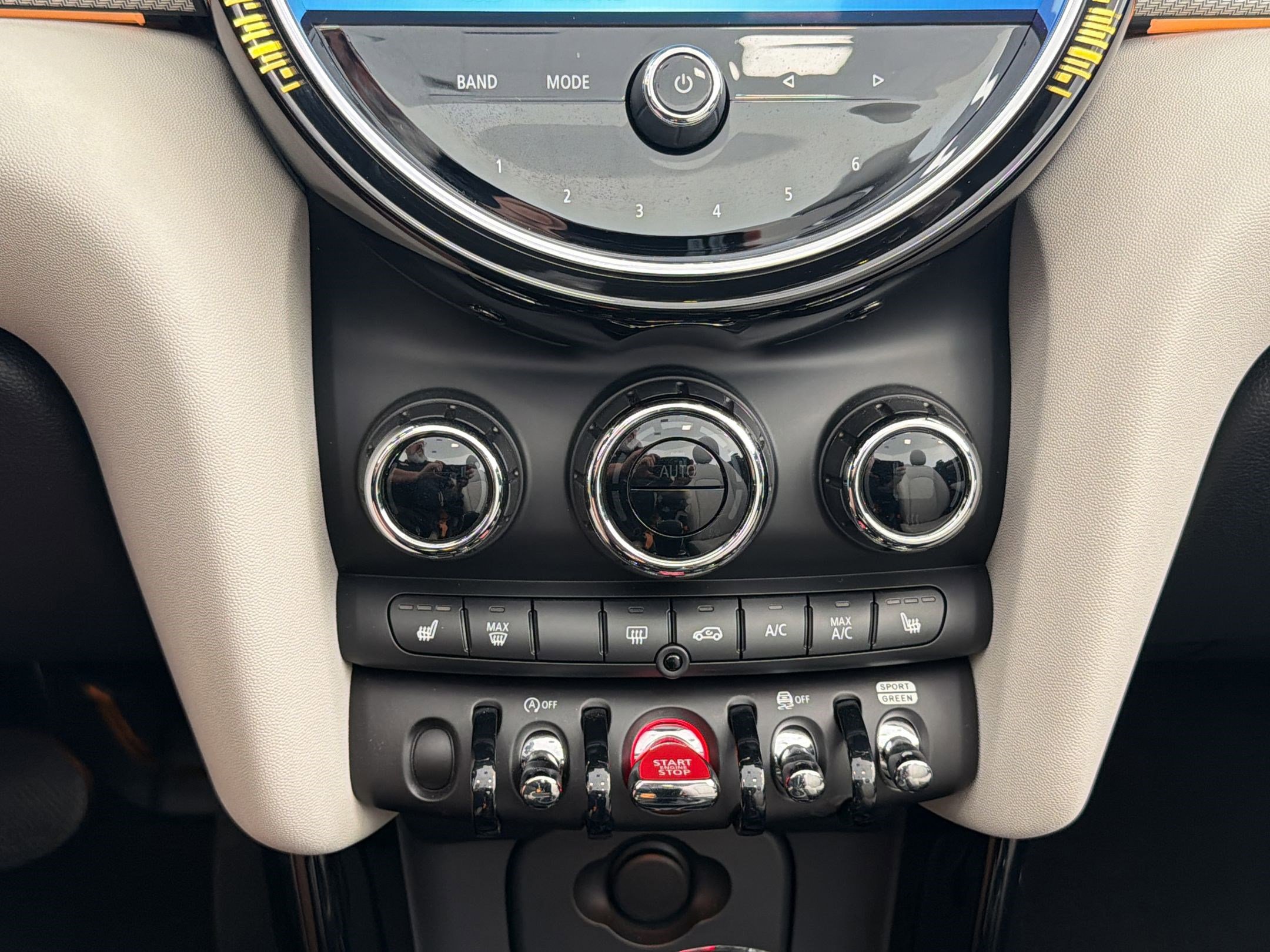 Certified 2024 MINI Cooper S w/ Signature Upholstery Package image 16