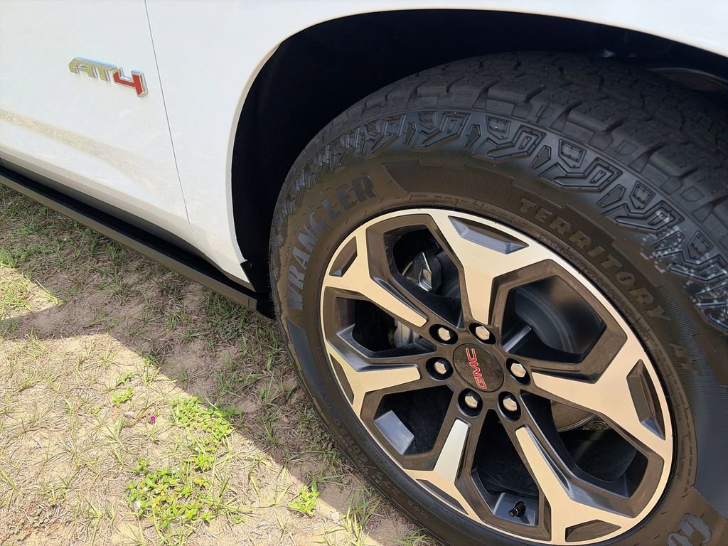 New 2026 GMC Yukon XL AT4 Ultimate AWD/4WD image 41