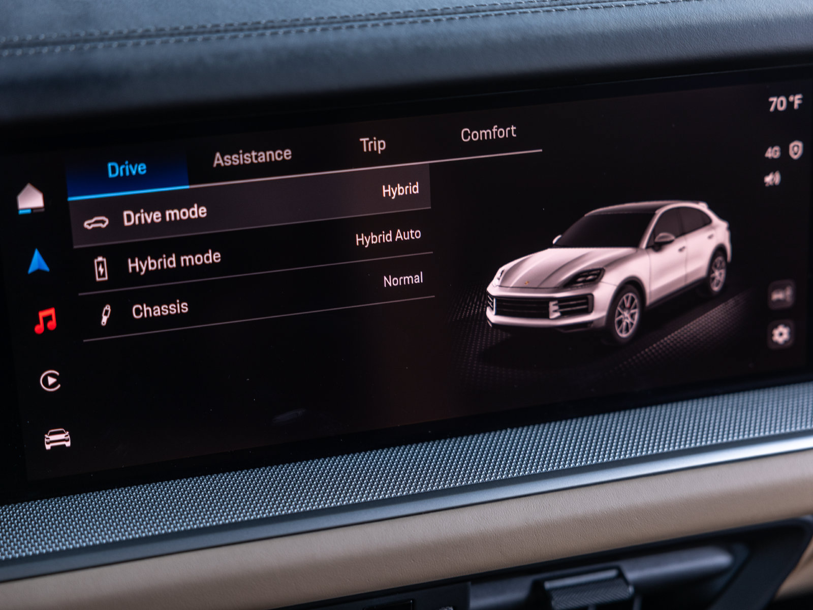 Certified 2025 Porsche Cayenne E-Hybrid Coupe AWD/4WD image 59