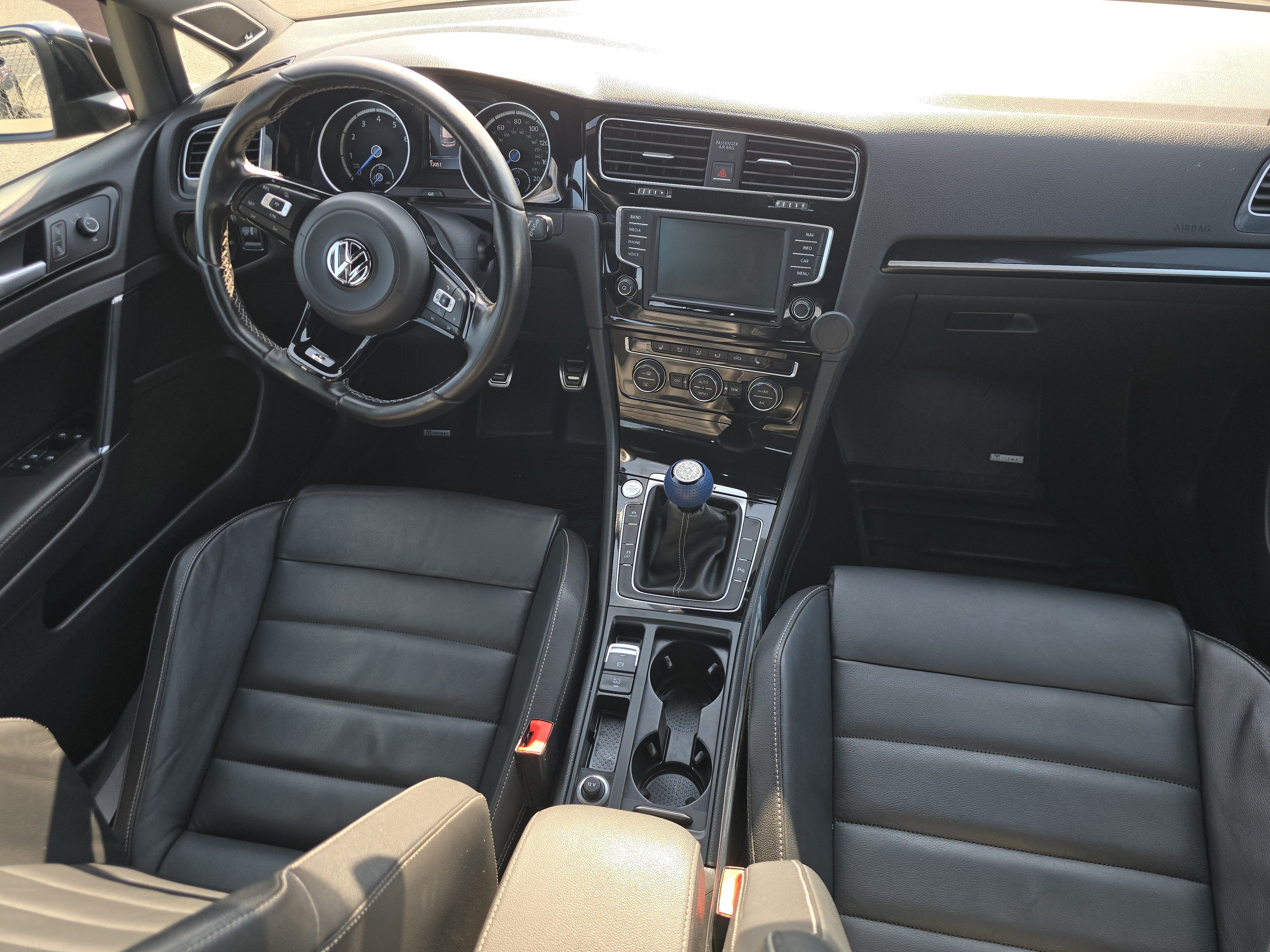Used 2017 Volkswagen Golf R 4-Door AWD/4WD image 21