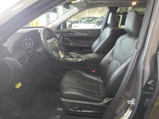 Used 2023 INFINITI QX60 Luxe w/ Performance Audio Package AWD/4WD image 4