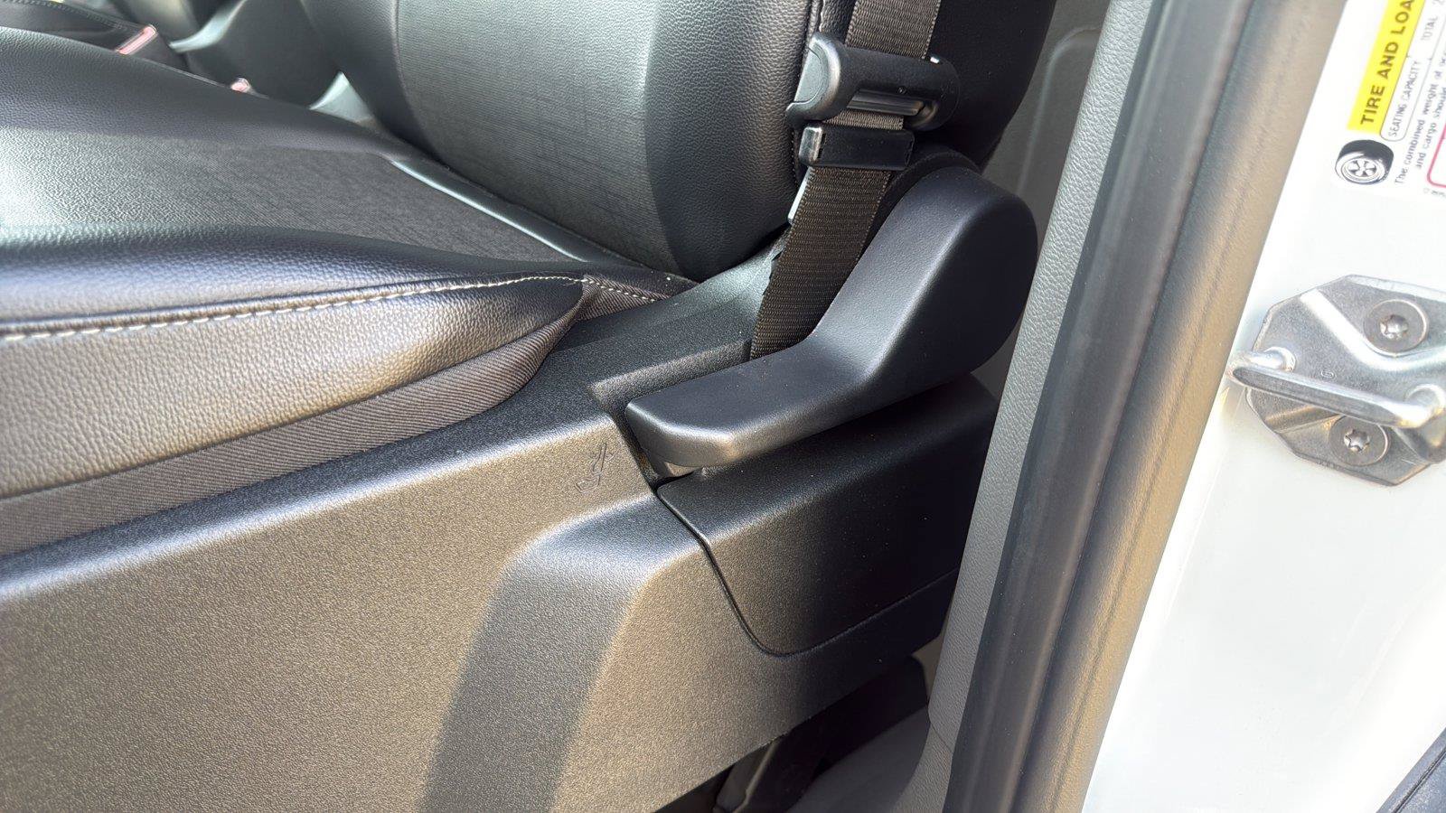 New 2025 Ford Transit 250 Low Roof RWD image 24