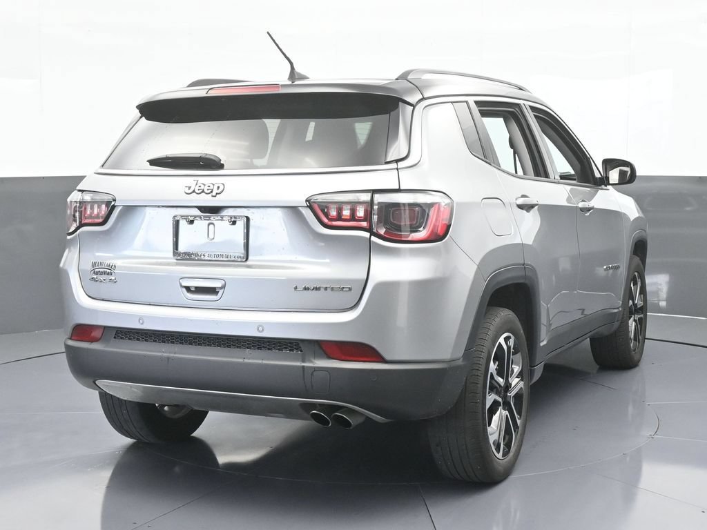 Used 2022 Jeep Compass Limited w/ Sun and Sound Group AWD/4WD image 5