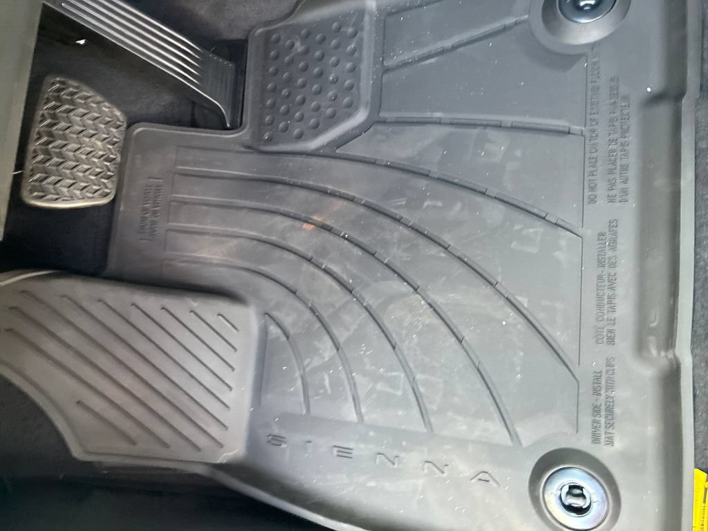 New 2026 Toyota Sienna XLE FWD image 43