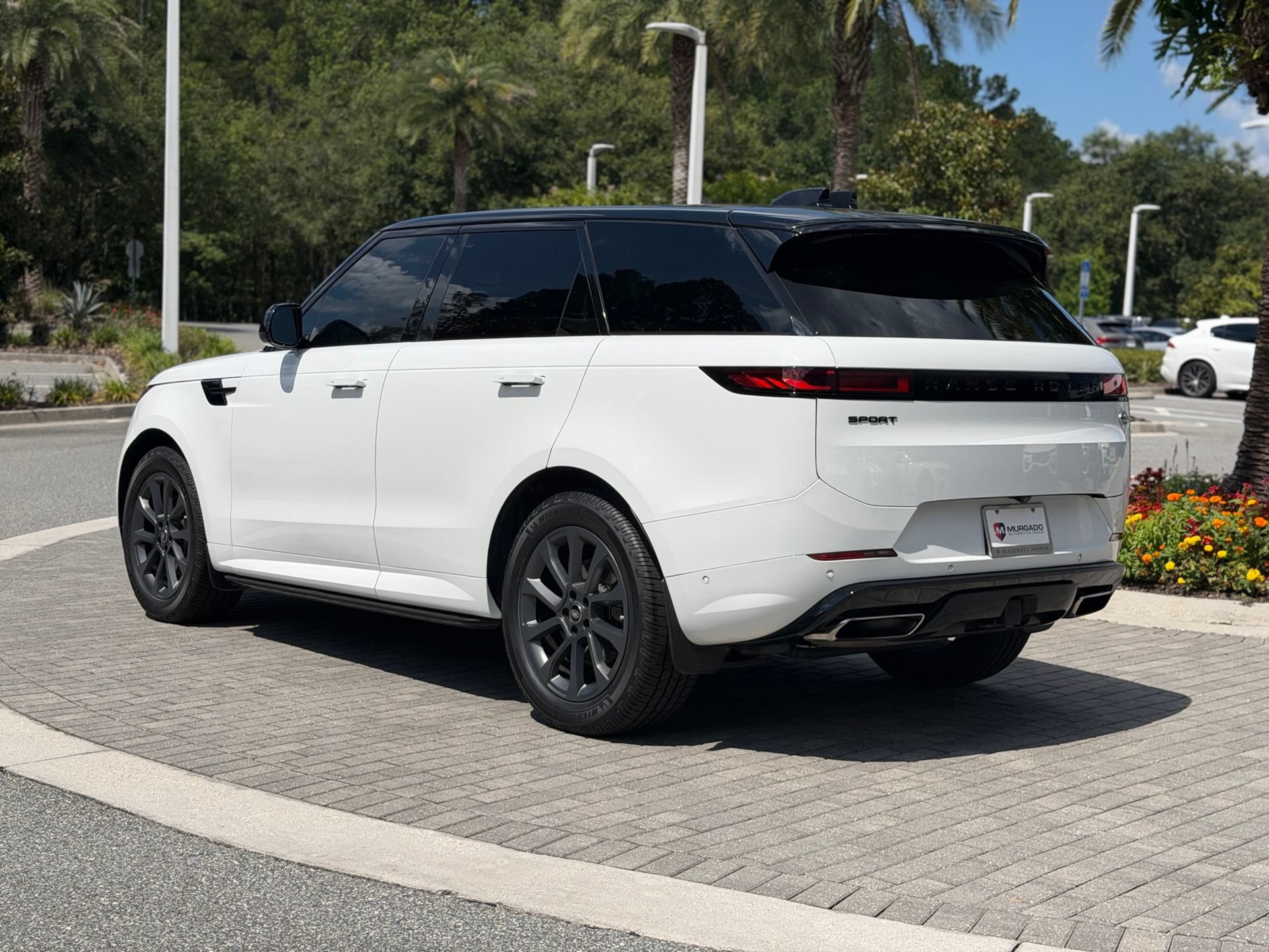 Used 2023 Land Rover Range Rover Sport SE Dynamic AWD/4WD image 12