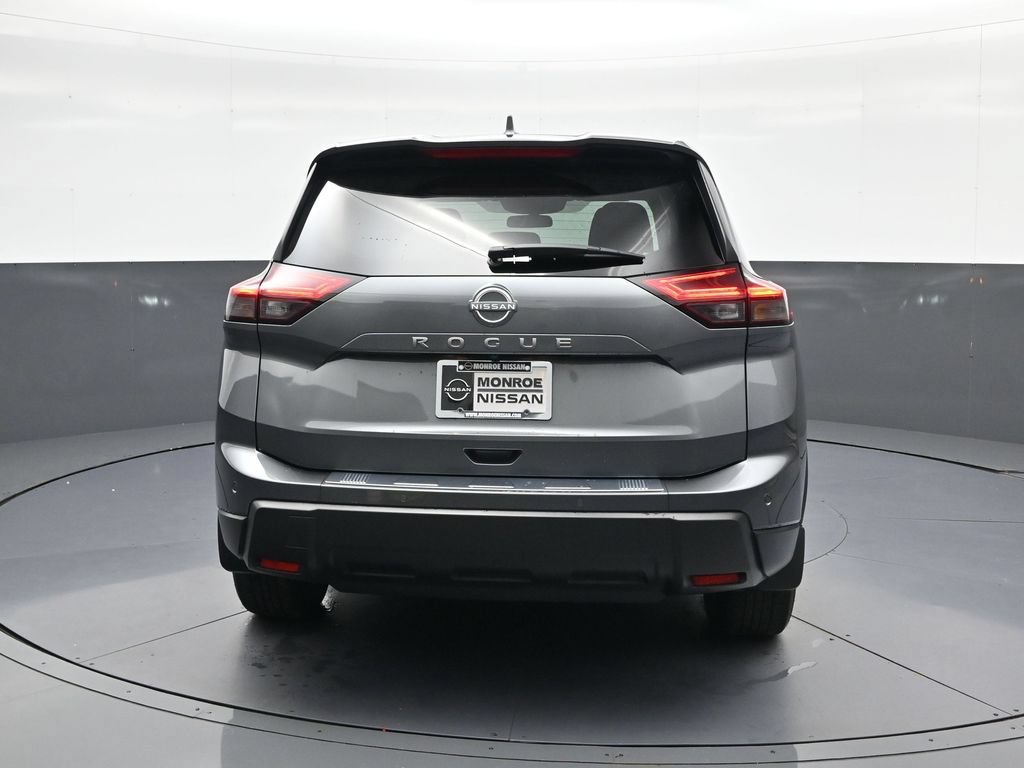 Certified 2026 Nissan Rogue SV FWD image 8