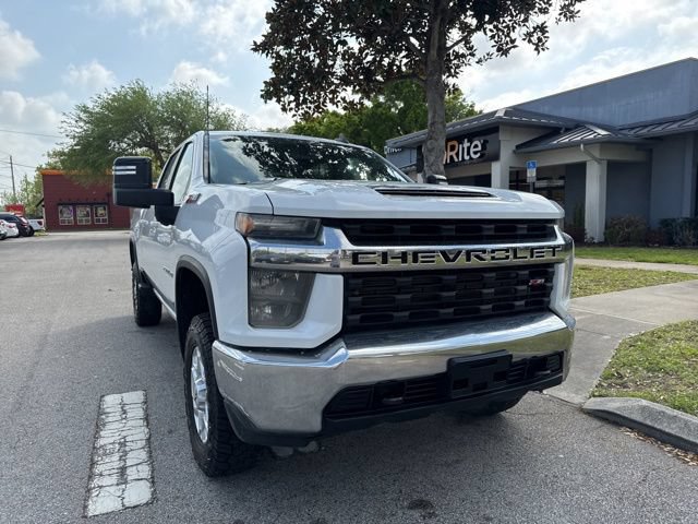 Used 2021 Chevrolet Silverado 2500 LT w/ Z71 Off-Road Package AWD/4WD image 2