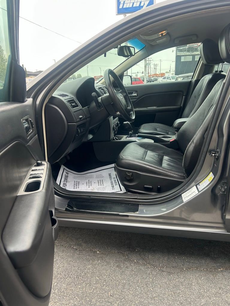 Used 2010 Ford Fusion SEL FWD image 11