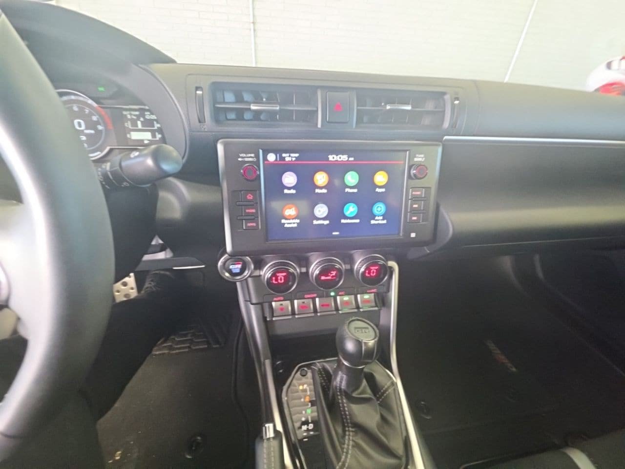 Used 2025 Toyota GR86 Premium RWD image 10