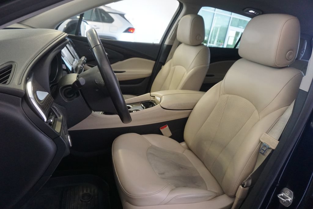 Used 2020 Buick Envision Preferred AWD/4WD image 18