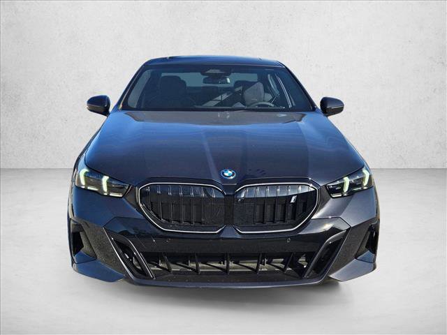 Used 2026 BMW i5 eDrive40 w/ M Sport Package image 6