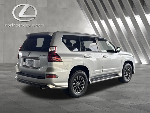 Used 2017 Lexus GX 460 Premium AWD/4WD image 6