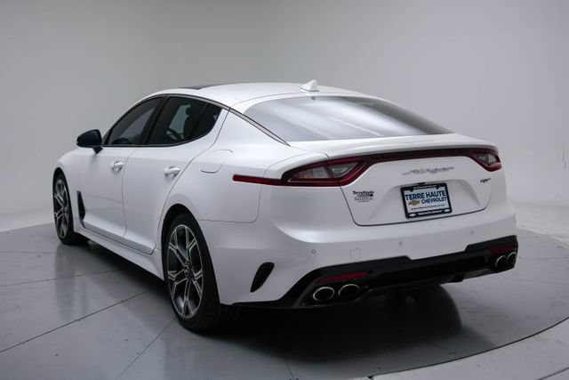 Used 2020 Kia Stinger GT1 RWD image 3