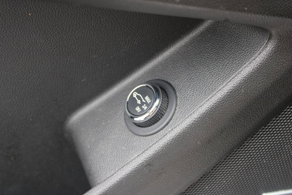 Used 2023 Chevrolet Traverse High Country AWD/4WD image 29