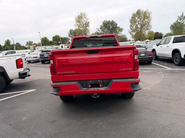 Used 2023 Chevrolet Silverado 1500 Custom AWD/4WD image 7