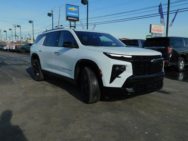 New 2026 Chevrolet Traverse RS w/ LPO, Illumination Package FWD image 4