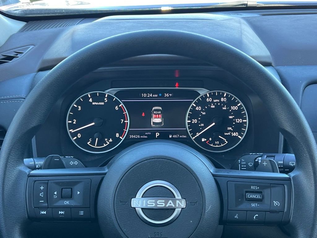 Used 2023 Nissan Rogue S image 20