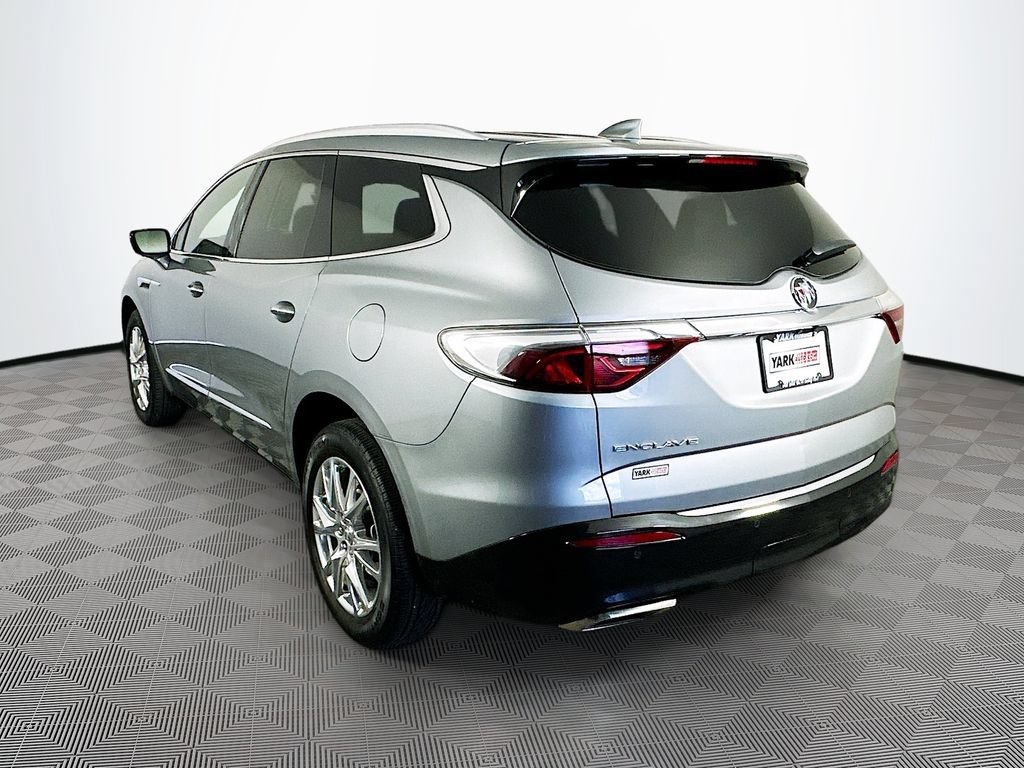 Used 2023 Buick Enclave Premium w/ Experience Buick Package FWD image 7