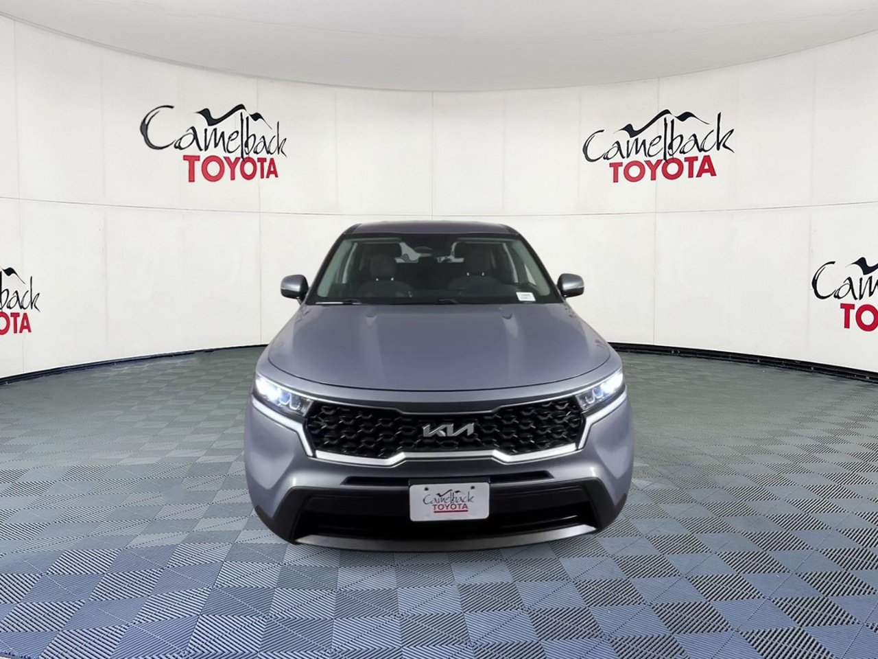 Used 2022 Kia Sorento LX FWD image 5