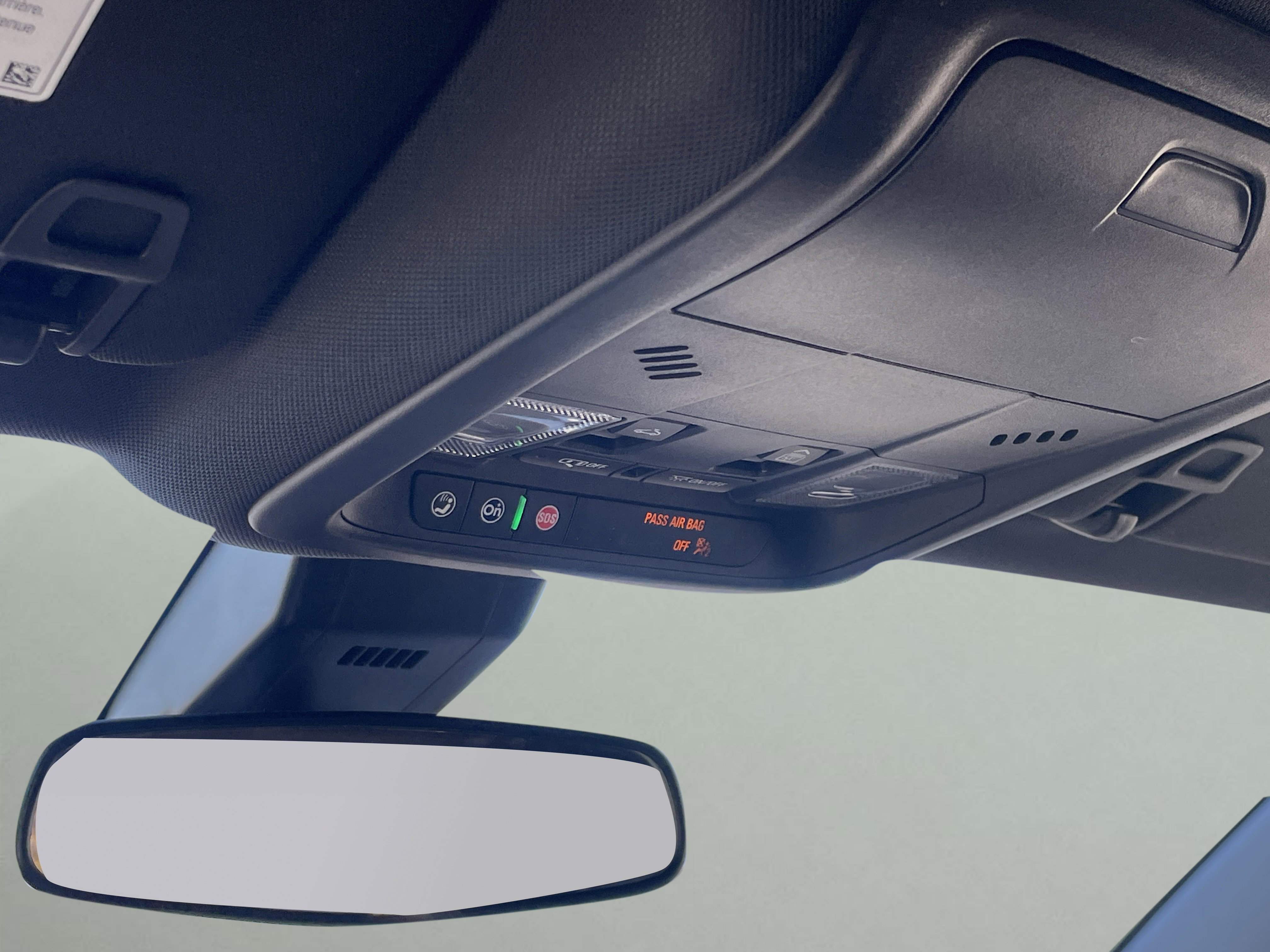 Used 2022 Chevrolet Equinox RS w/ RS Leather Package image 20