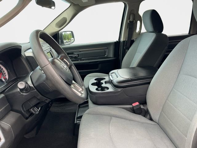 Used 2021 RAM 1500 Classic SLT AWD/4WD image 10