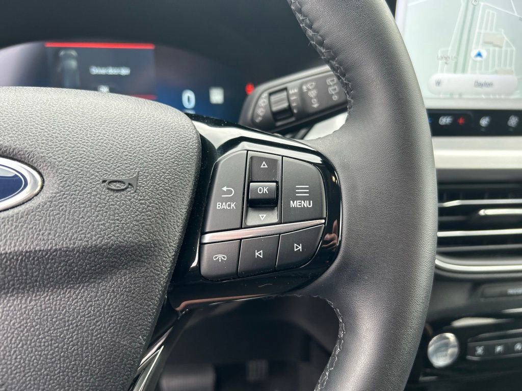 Certified 2023 Ford Escape Platinum AWD/4WD image 25