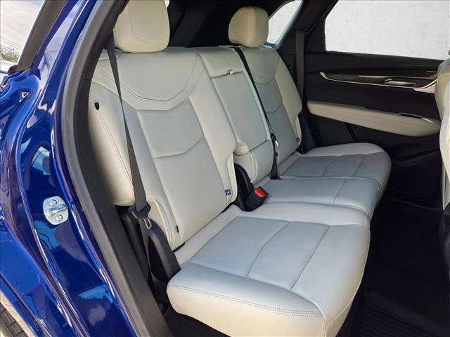 Used 2025 Cadillac XT5 Sportv w/ Technology Package image 21