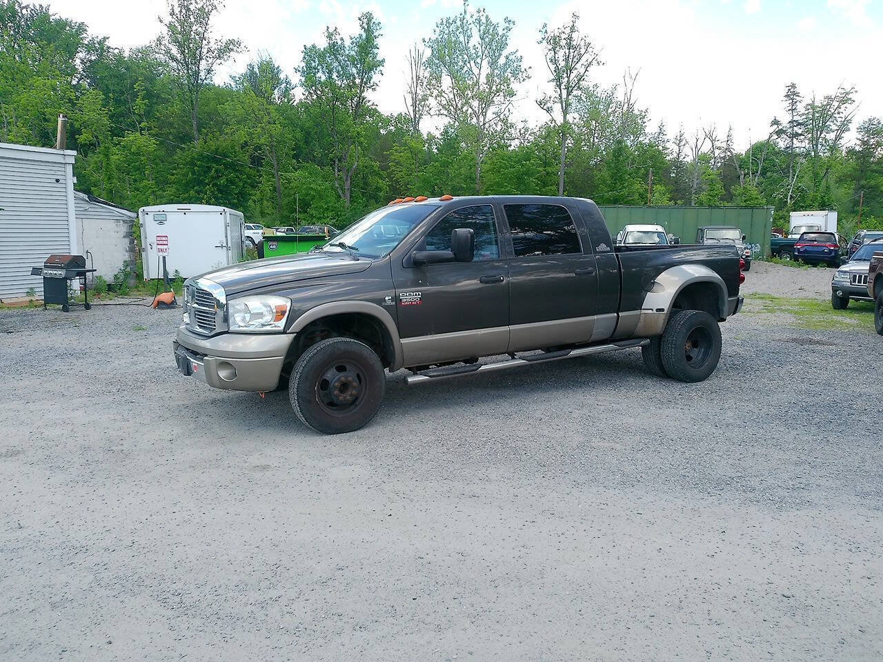 Used 2008 Dodge Ram 3500 Truck Laramie AWD/4WD image 2