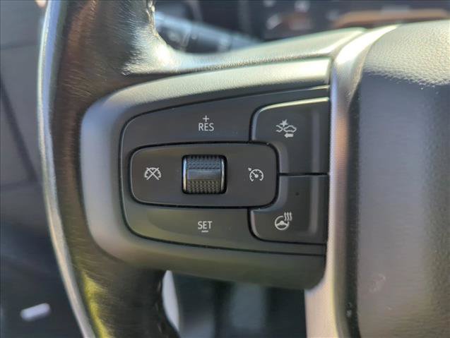 Used 2022 GMC Yukon SLT w/ SLT Luxury Package RWD image 14