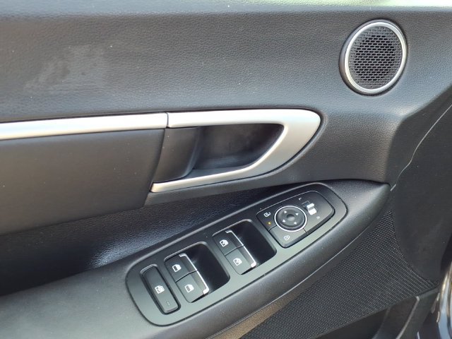 Used 2024 Hyundai Sonata SEL FWD image 14