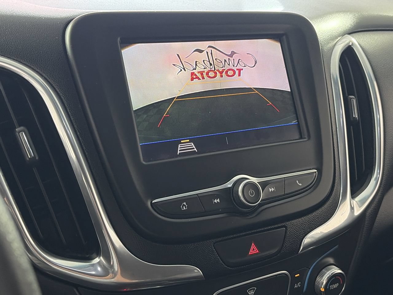 Used 2021 Chevrolet Equinox LT AWD/4WD image 16