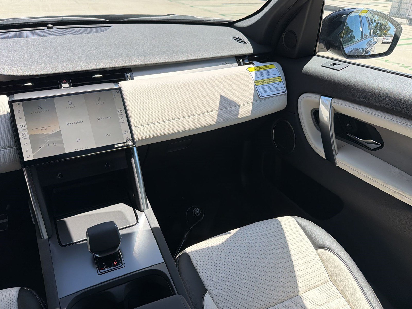 New 2026 Land Rover Discovery Sport Landmark AWD/4WD image 30