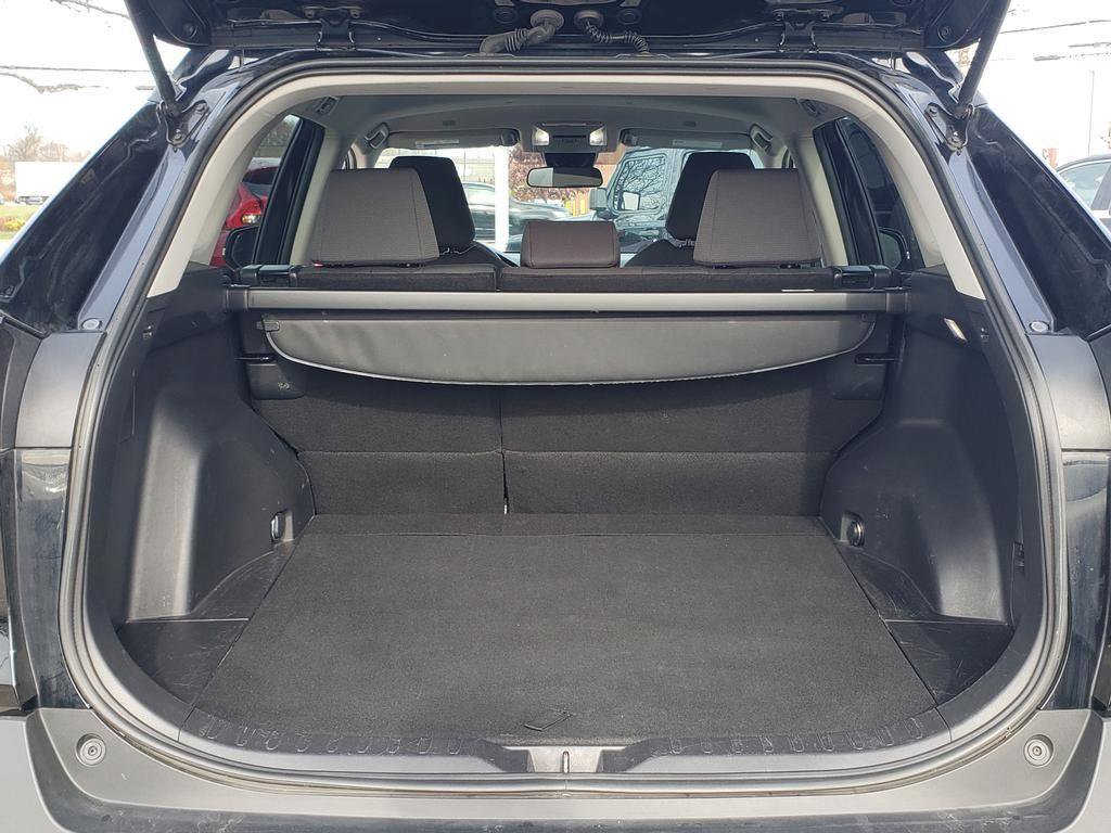 Used 2023 Toyota RAV4 XLE image 7