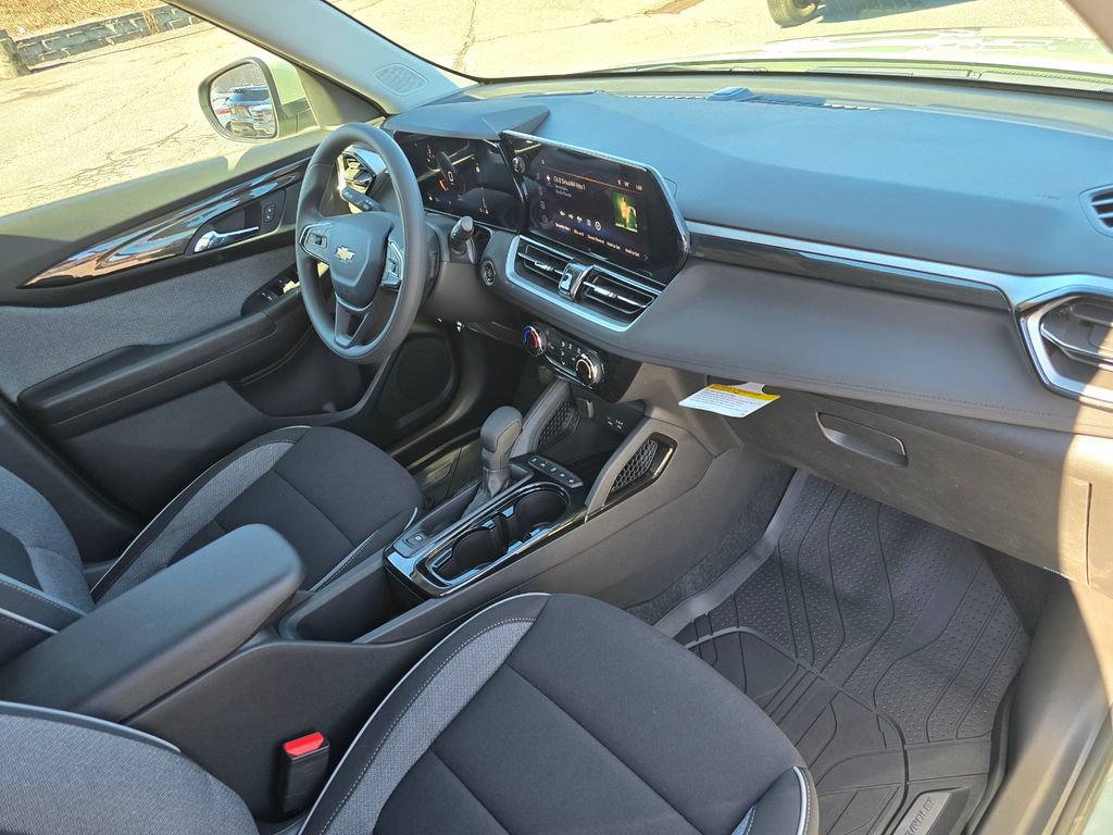 New 2026 Chevrolet TrailBlazer LT image 25