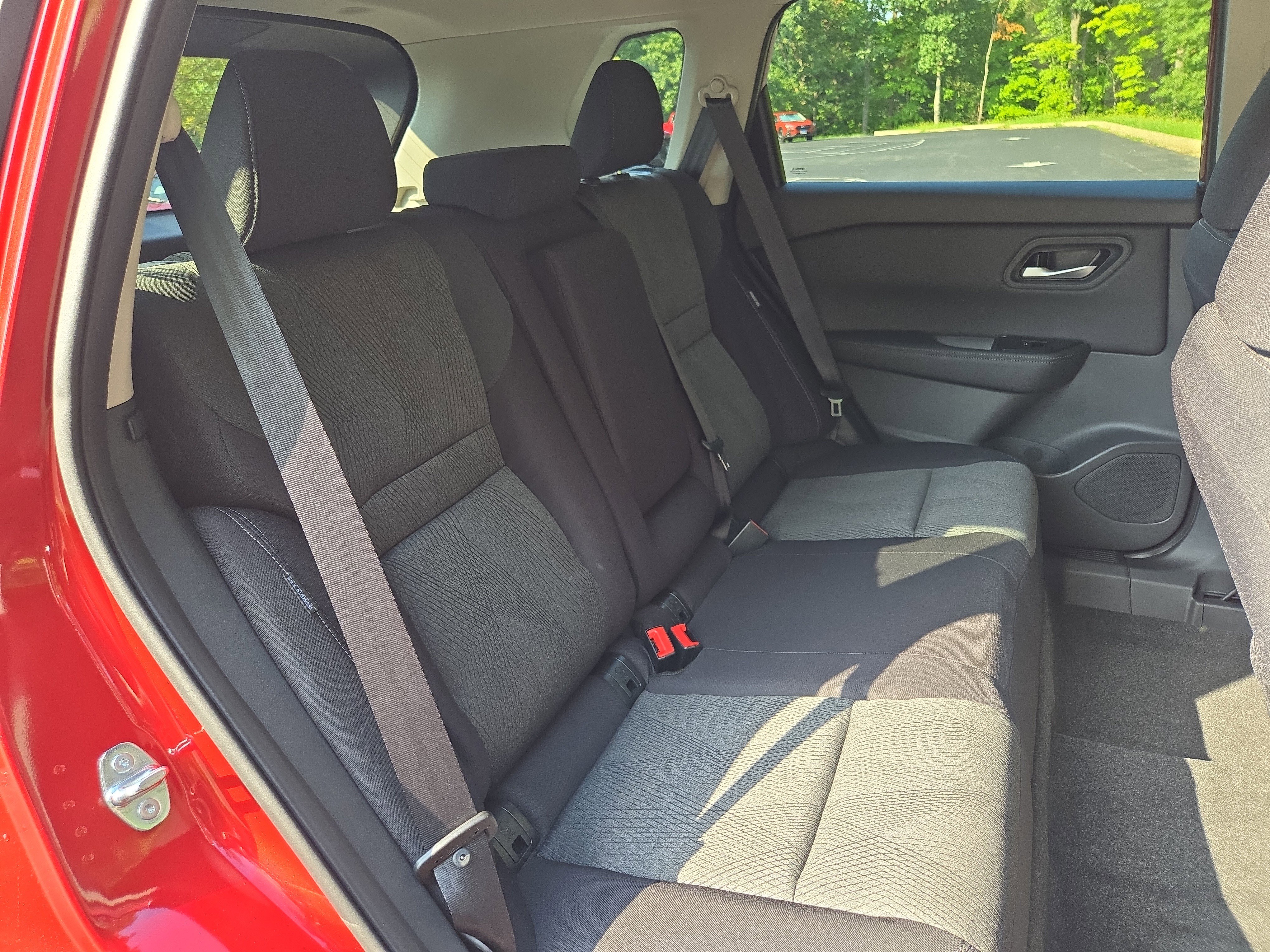 New 2026 Nissan Rogue SV image 18