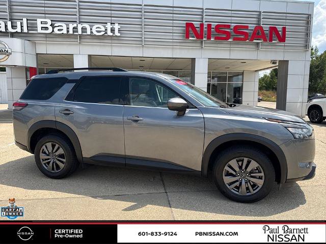 Certified 2025 Nissan Pathfinder SV FWD video 2