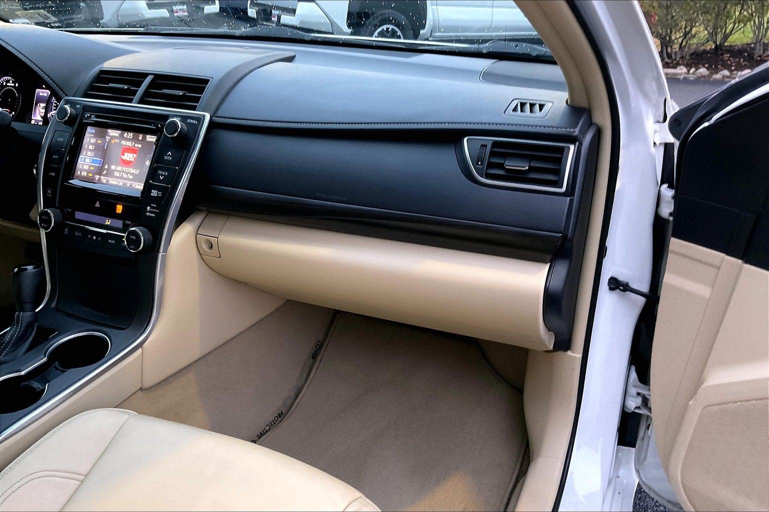 Used 2015 Toyota Camry XLE FWD image 15