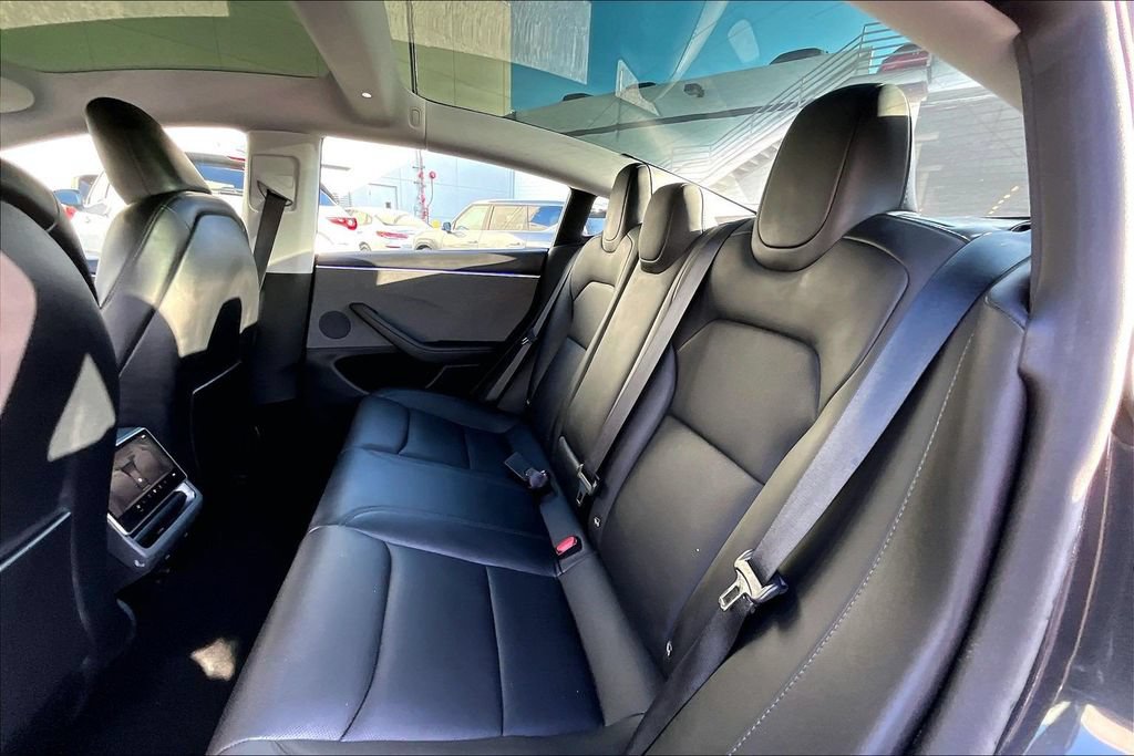Used 2024 Tesla Model 3 Standard Range RWD image 15