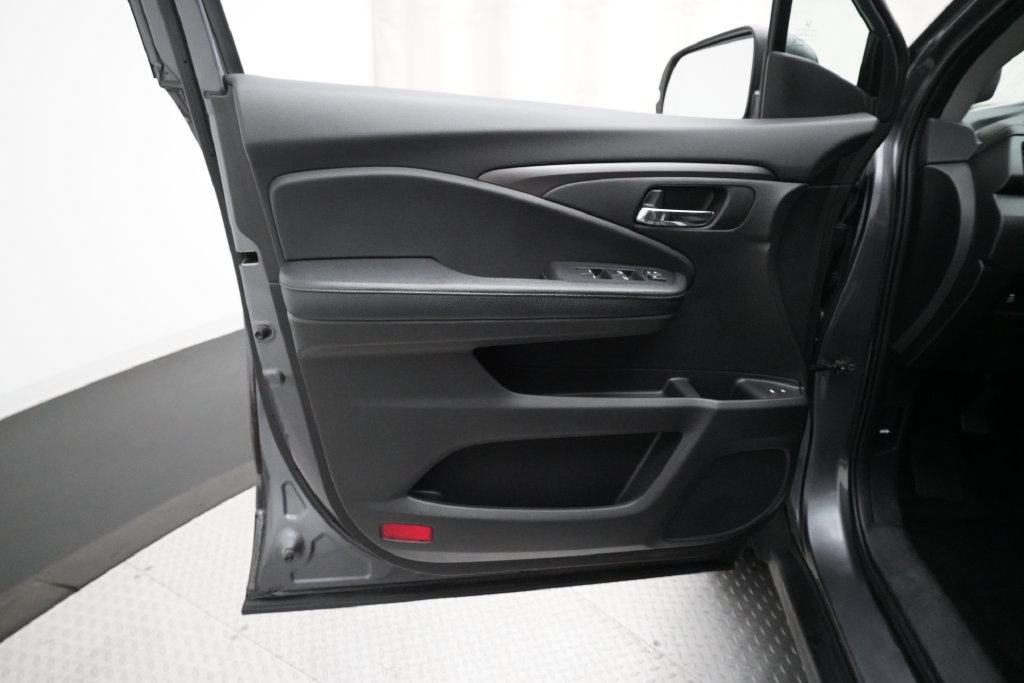 Used 2016 Honda Pilot EX-L image 28