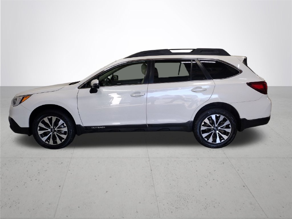 Used 2017 Subaru Outback 3.6R Limited AWD/4WD image 10