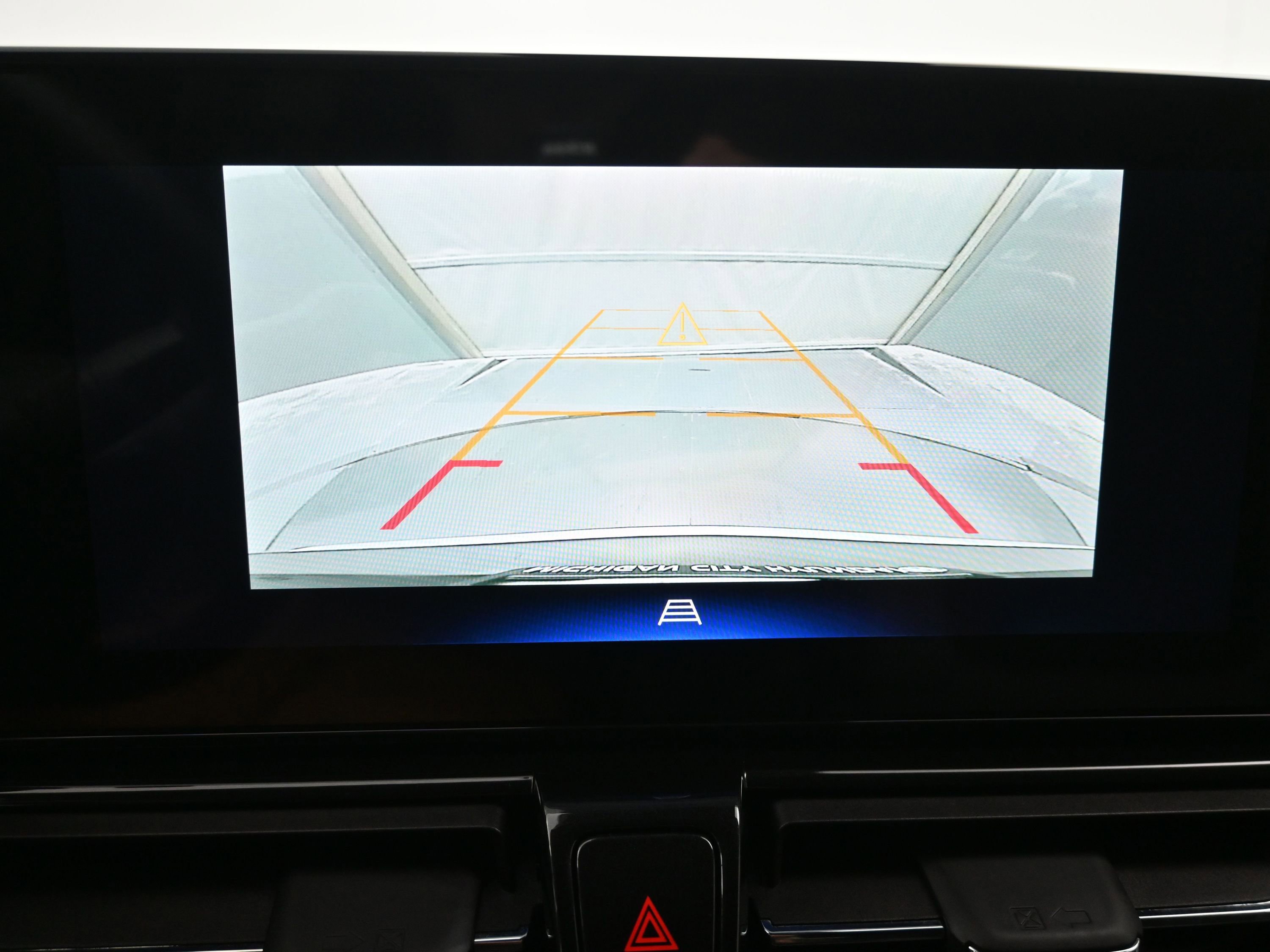 Used 2024 Chevrolet TrailBlazer LT w/ LT Cold Weather Package image 16