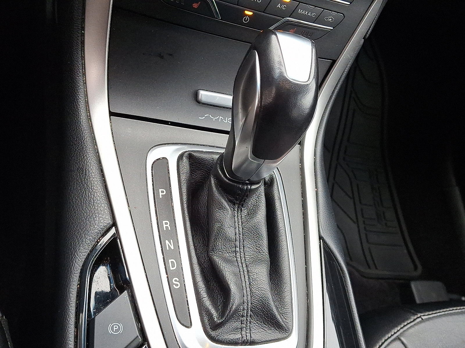 Used 2016 Ford Edge SEL w/ Equipment Group 201A image 19