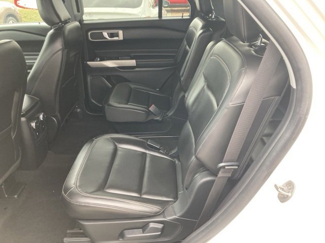 Used 2022 Ford Explorer XLT w/ Equipment Group 202A image 20