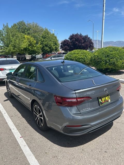 Used 2023 Volkswagen Jetta Sport FWD image 5
