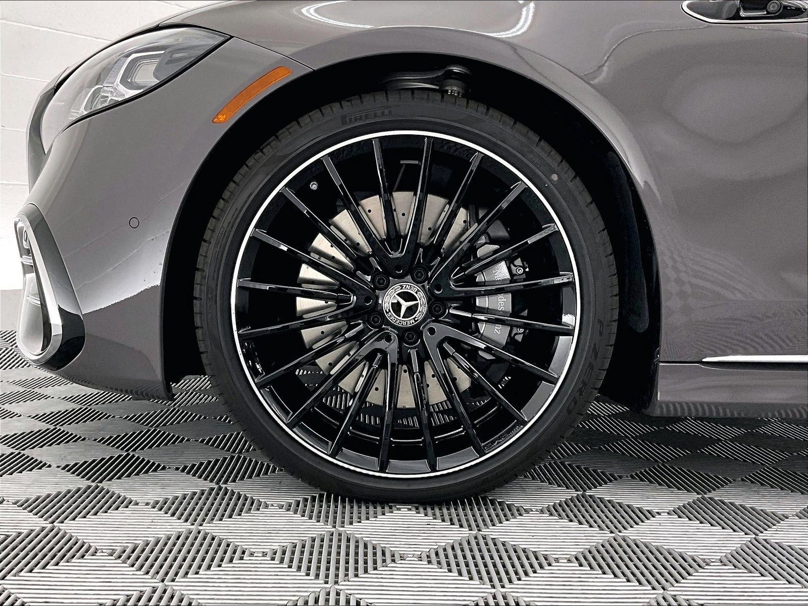 New 2027 Mercedes-Benz S 580 4MATIC Sedan image 10