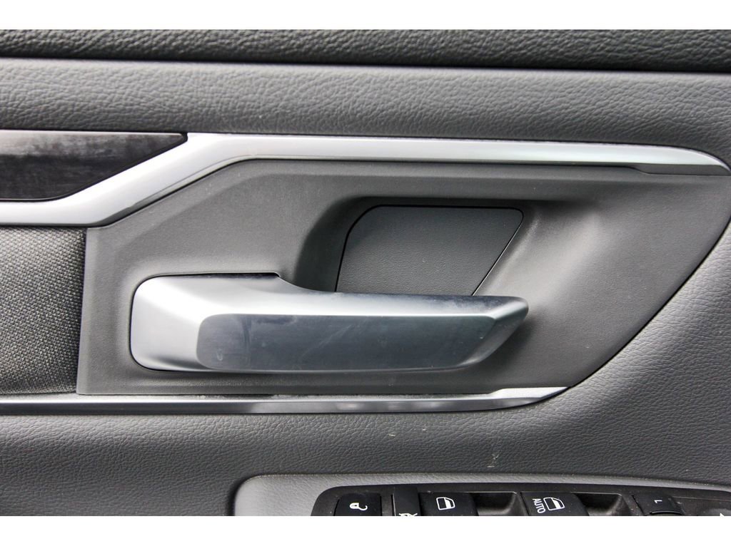 Used 2022 RAM 1500 Big Horn image 23