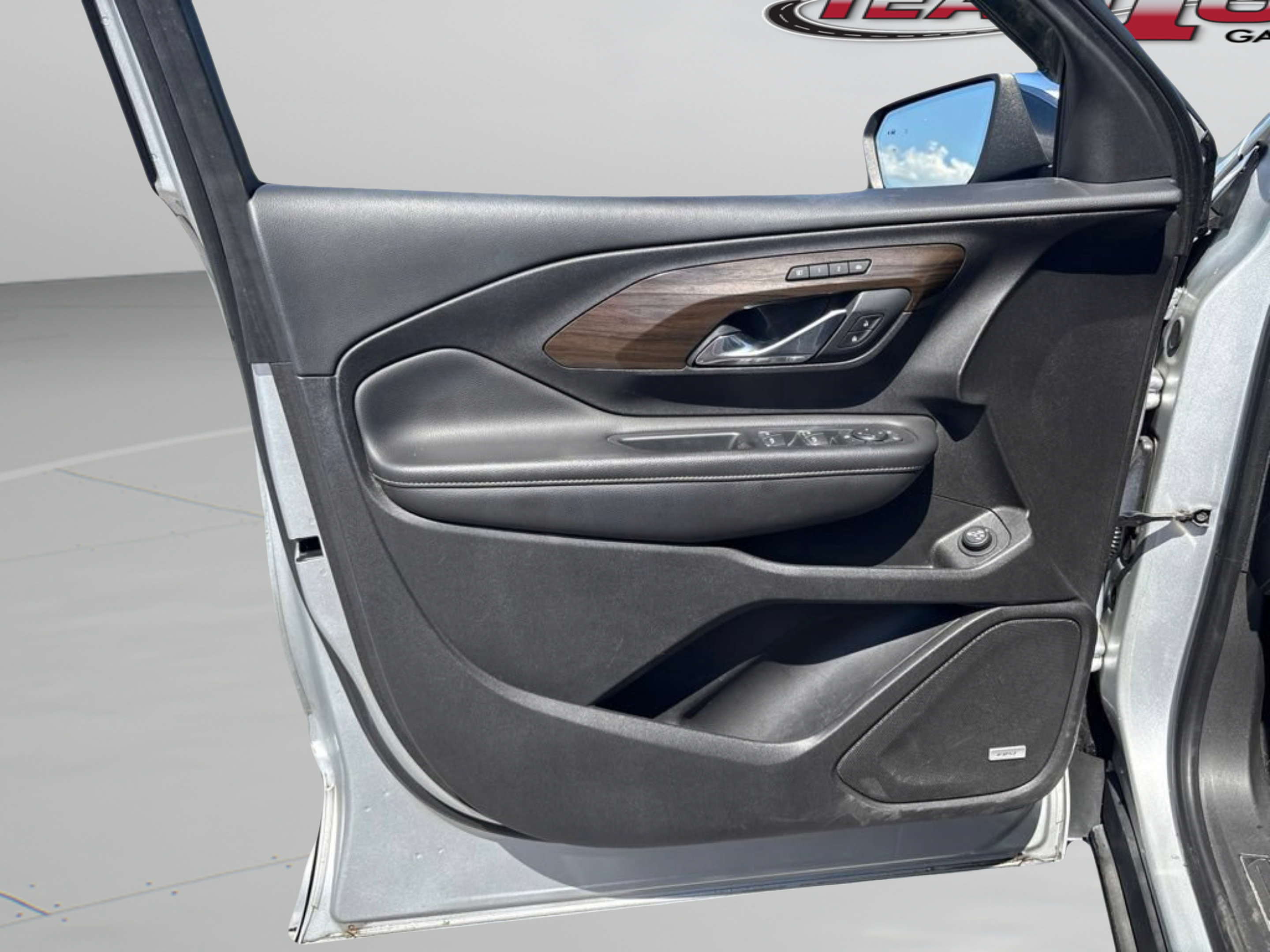 Used 2018 GMC Terrain Denali w/ Advanced Safety Package FWD image 22