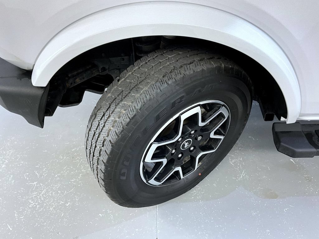 Used 2024 Ford Bronco Outer Banks AWD/4WD image 23