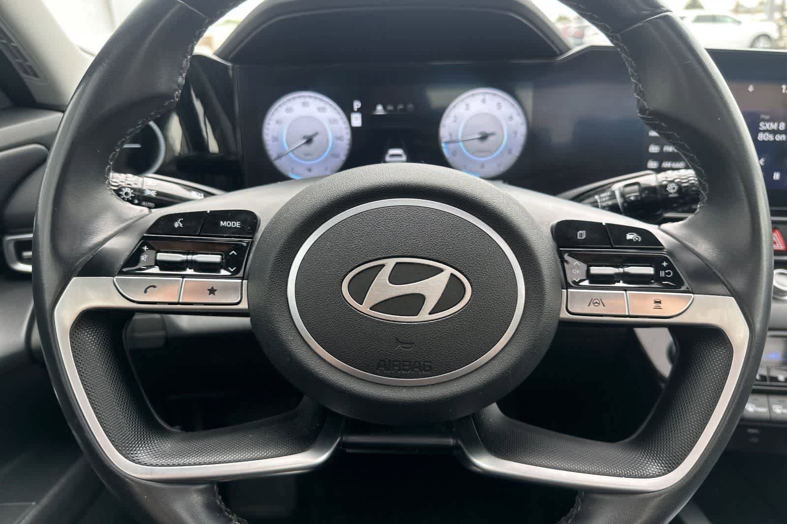 Used 2024 Hyundai Elantra Limited FWD image 23