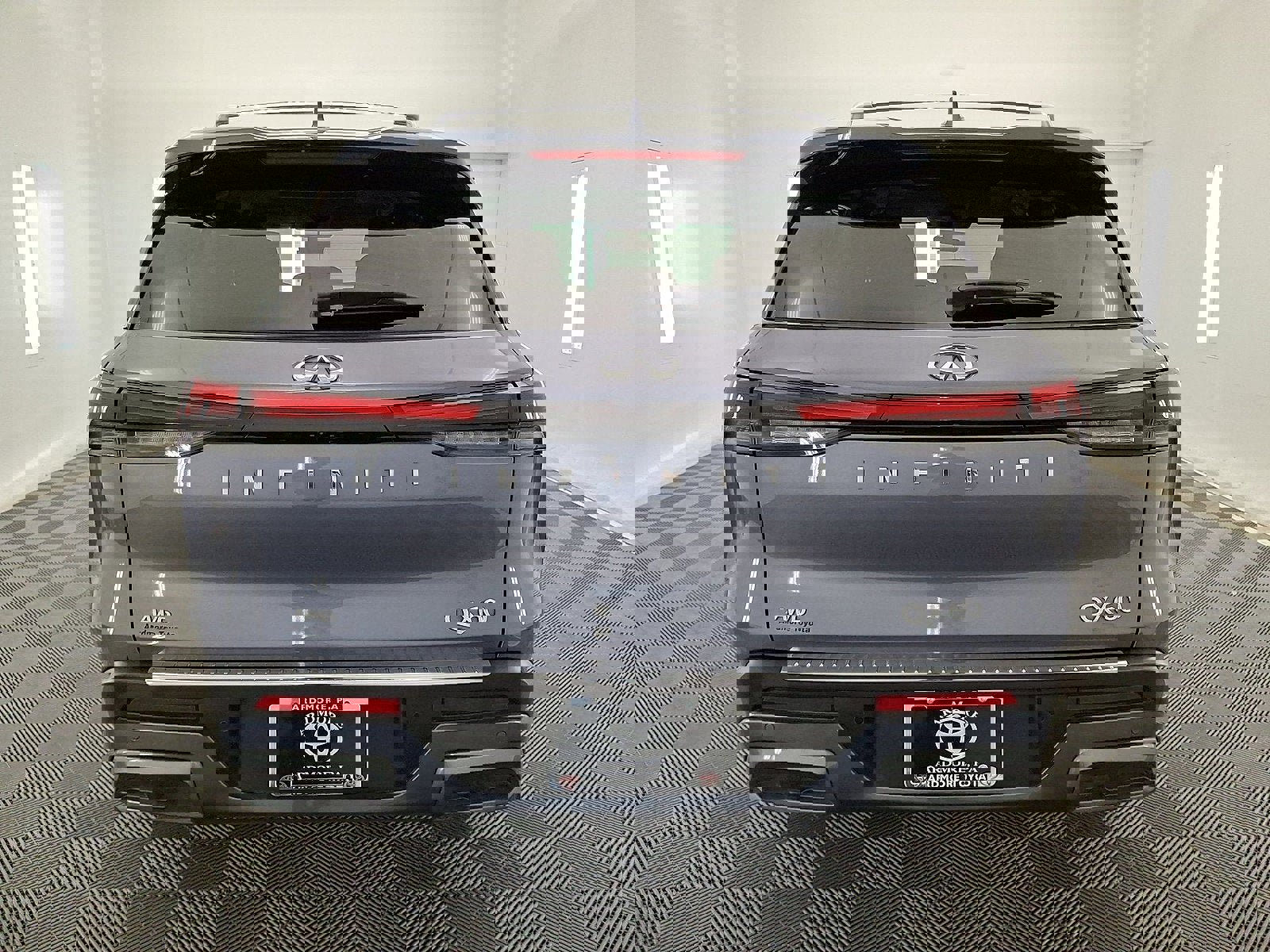 Used 2023 INFINITI QX60 Sensory w/ Cargo Package image 23